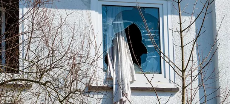 Storm Window Installation Contractors in North Fort Myers, FL