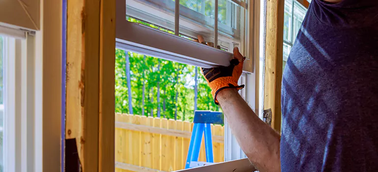 >Bay Window Curtain Rail Track in North Fort Myers, FL